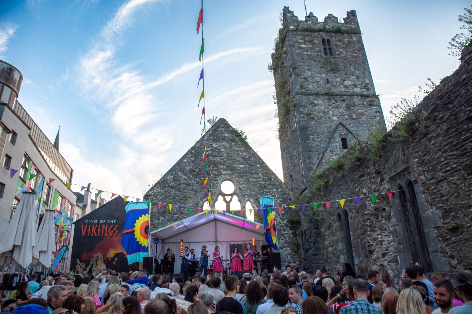 Churchyard Sessions The Reg Waterford Live Music